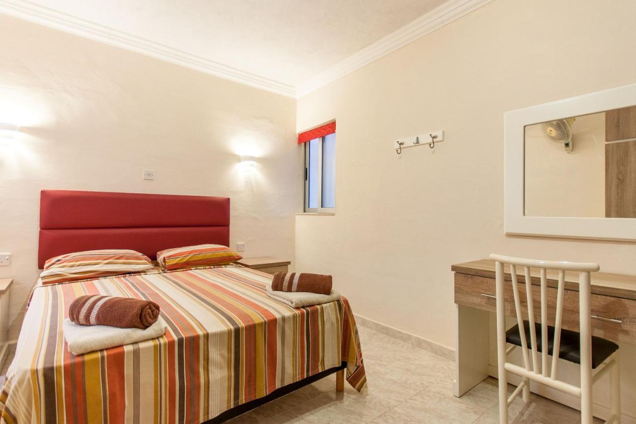 Pool And Sea Merill Apartments - Happy Rentals Mellieħa Zewnętrze zdjęcie